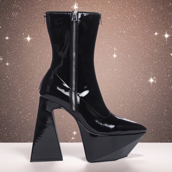 NIB Future Trippin’ Ankle Boots Dolls Kill Poster Girl Patent Angular Flare Heel - Picture 1 of 16